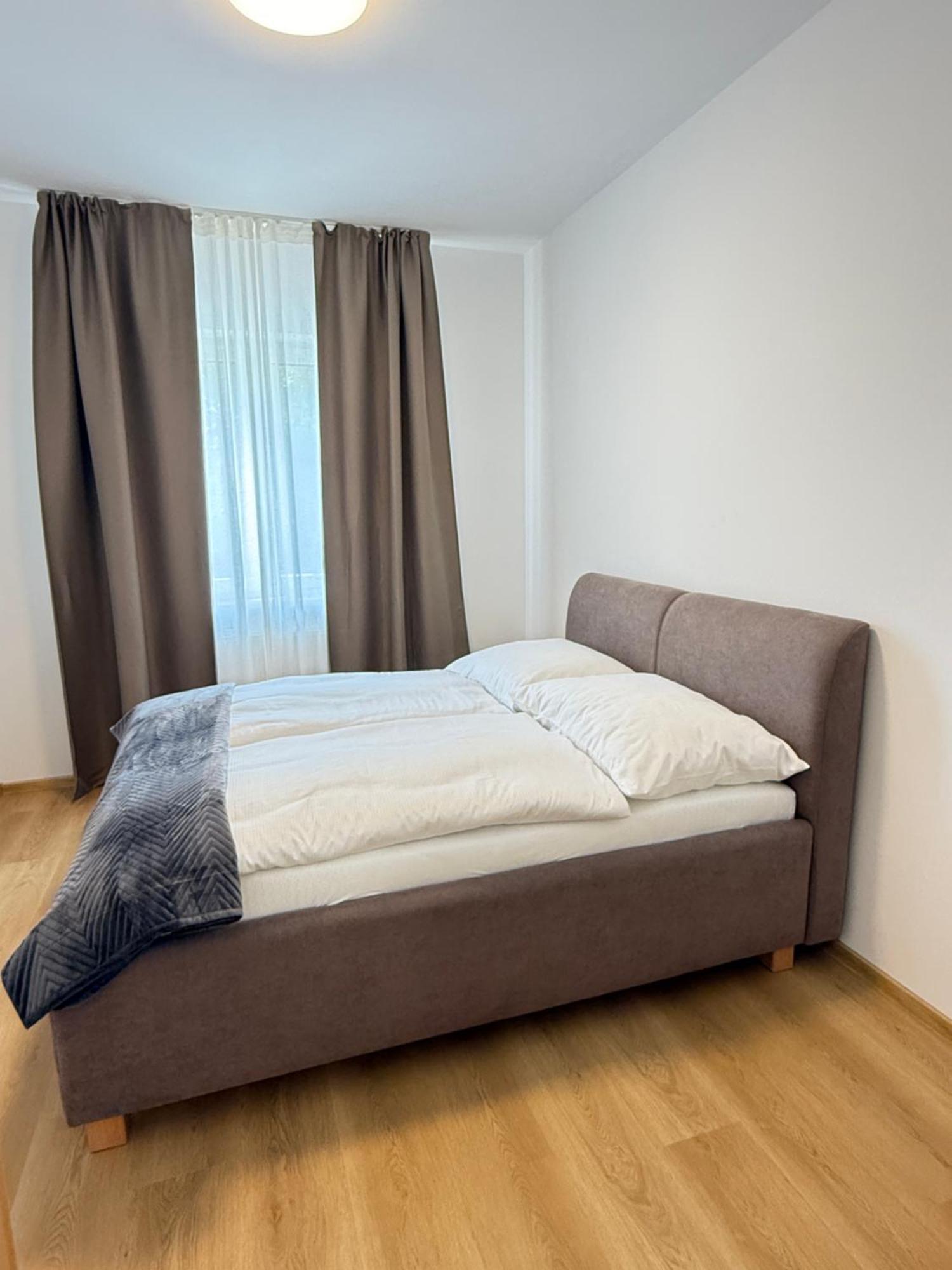 Riverside Apartment Praha Ngoại thất bức ảnh