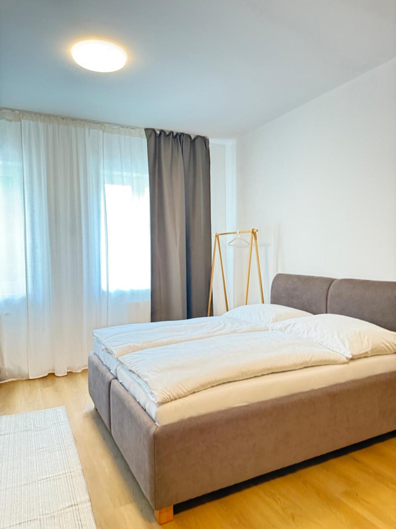 Riverside Apartment Praha Ngoại thất bức ảnh